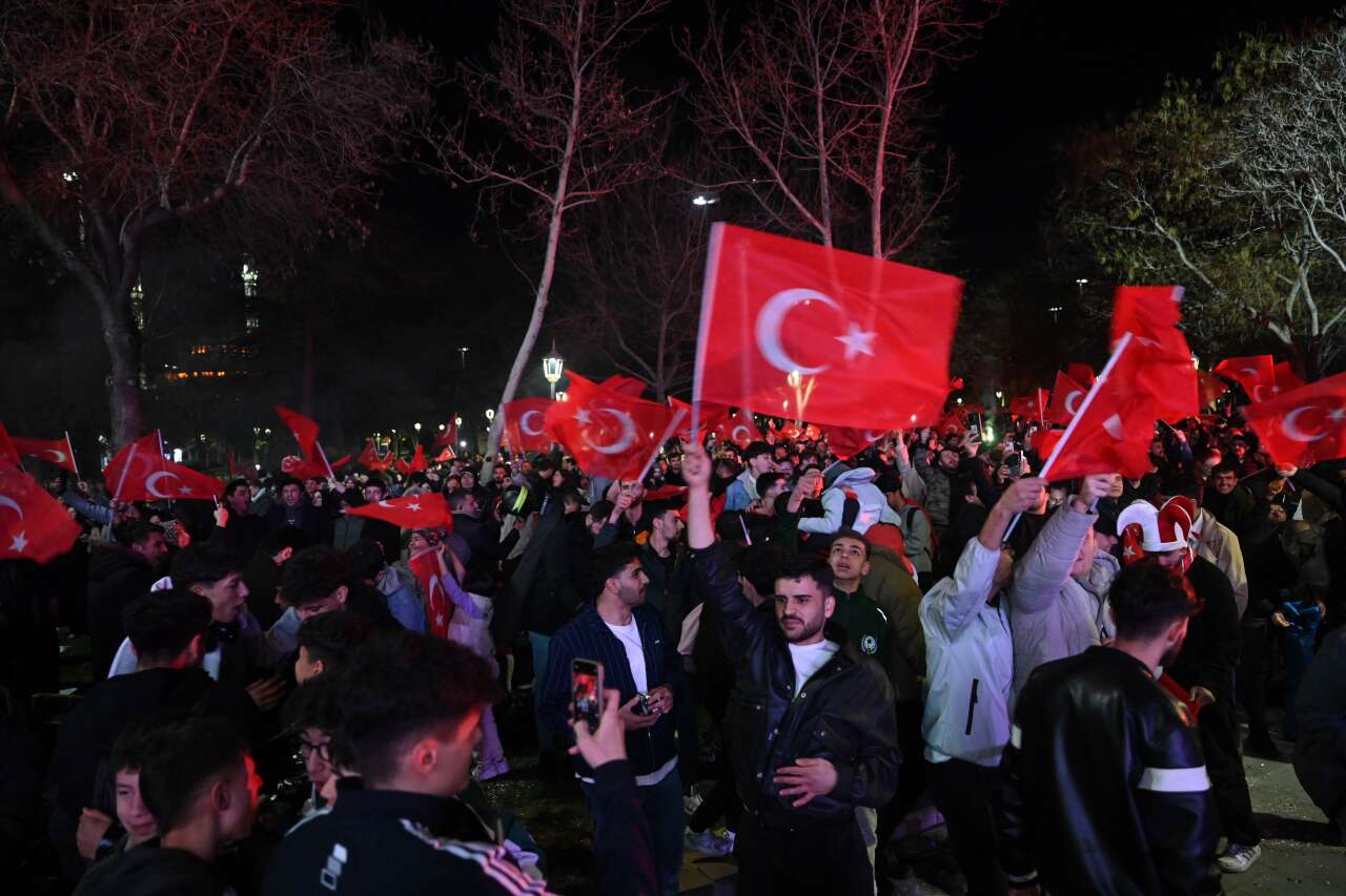 24 yılın ardından gelen zafer Konya’da dev ekranda verildi 3